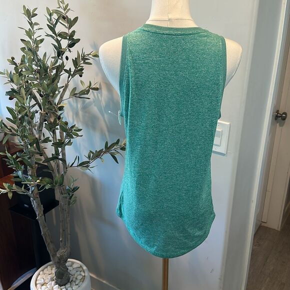 Nike Women’s Dri-FIT Training Tank New! - Picture 5 of 8